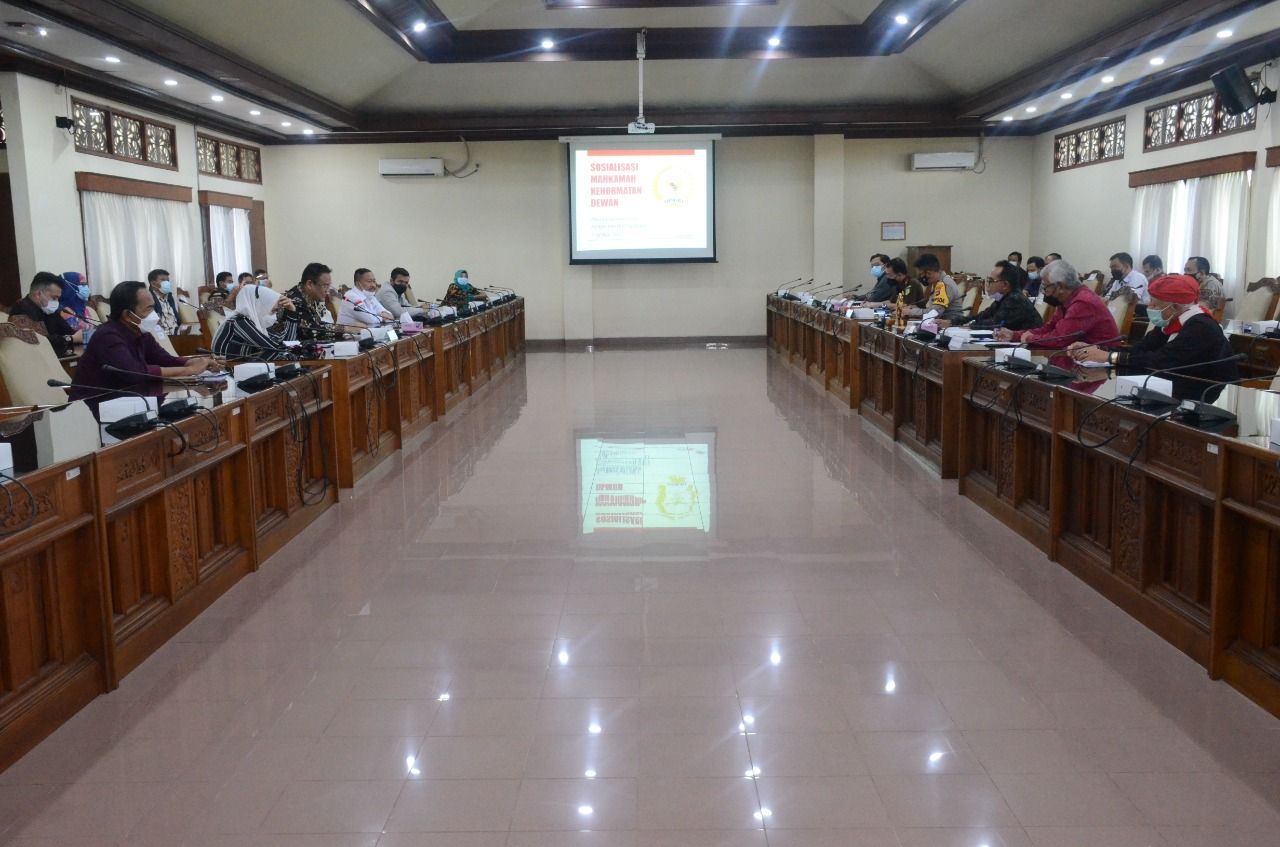 podiumnews.com-MKD DPR RI Kunjungi DPRD Bali Sosialiasi Pelaksanaan UU MD3